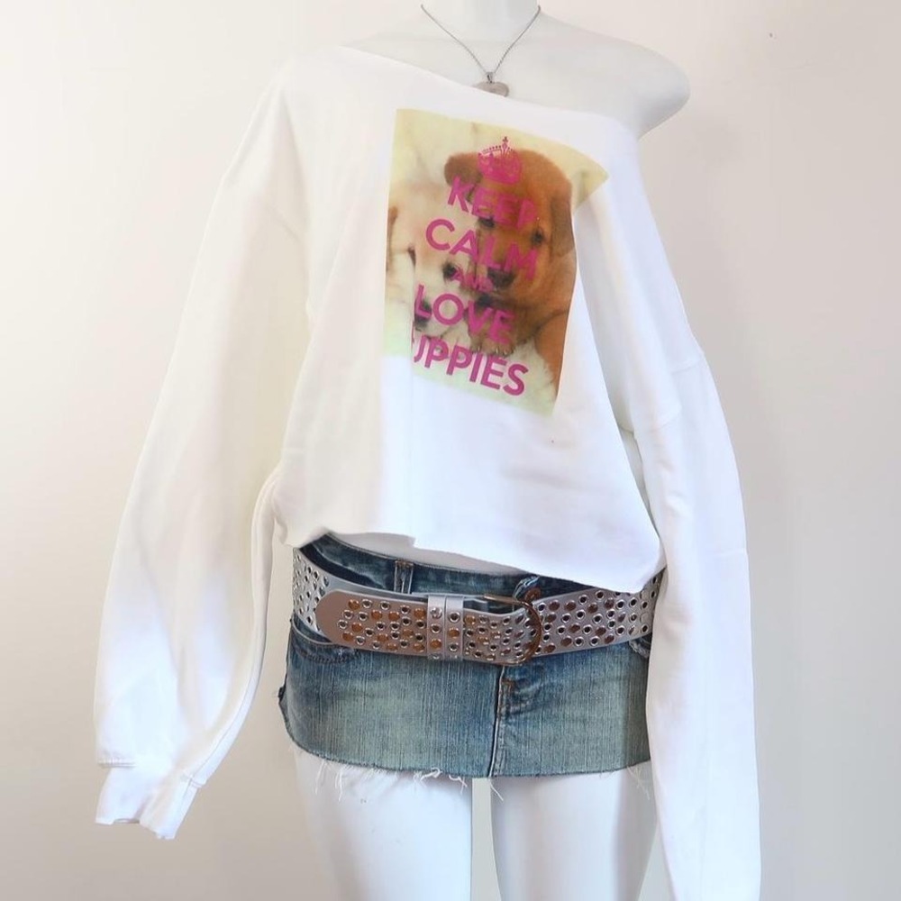y2k keep calm love puppies graphic off shoulder cropped sweatshirt